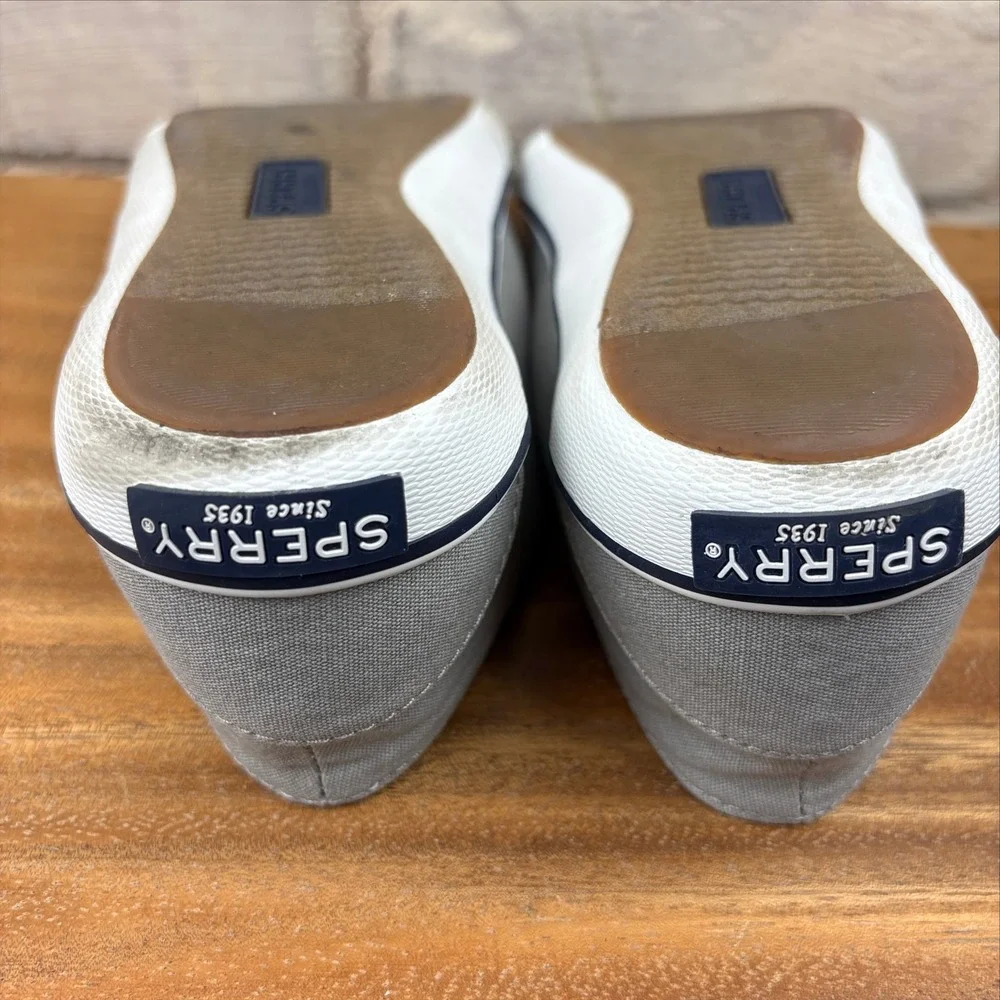 Sperry Lounge Away Women's 8.5 Gray Canvas Boat Shoe Sneakers Clean Girl Sneaker